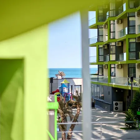 Sunset By The Sea - Pools * Mamaia